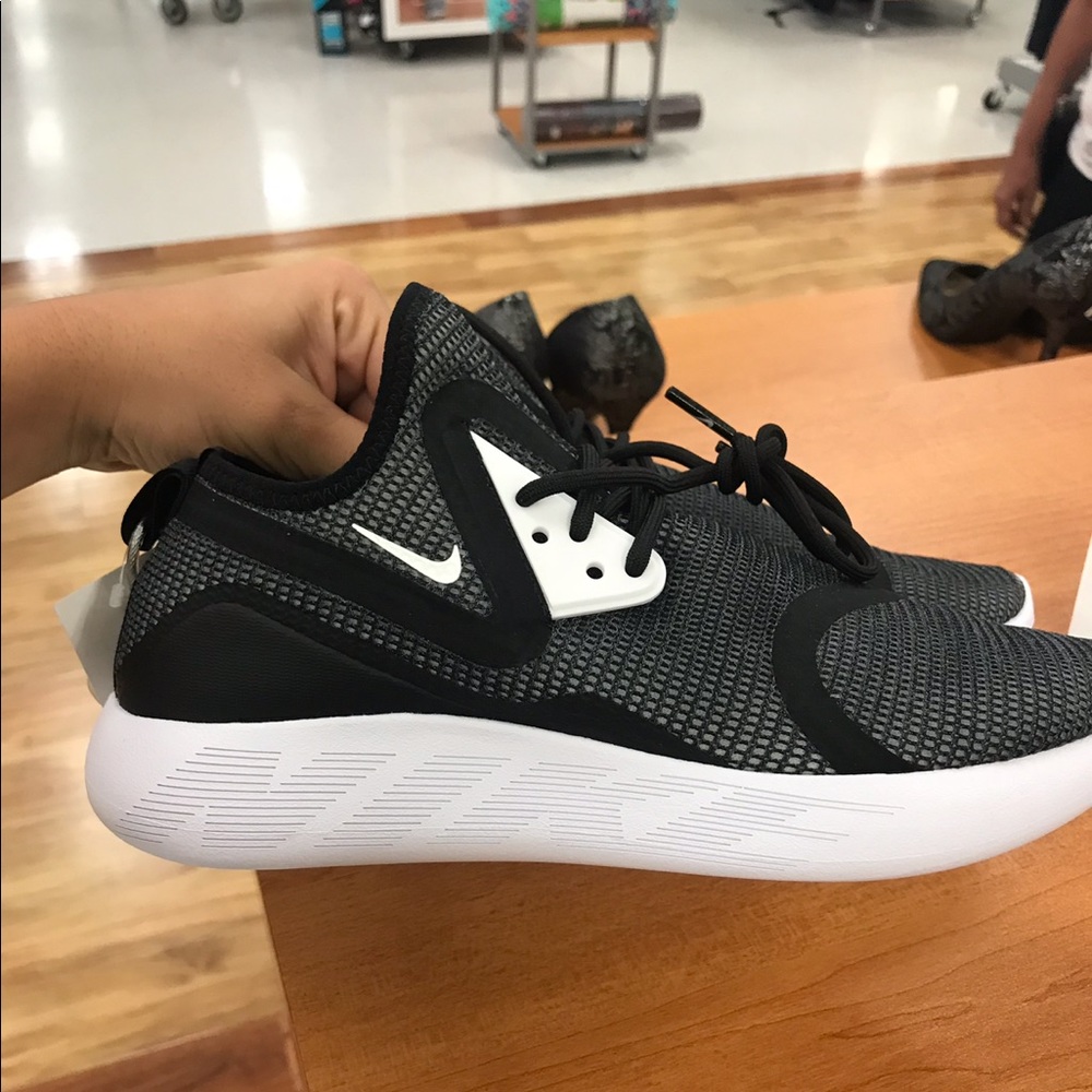 👟 Nike Sneakers 👟